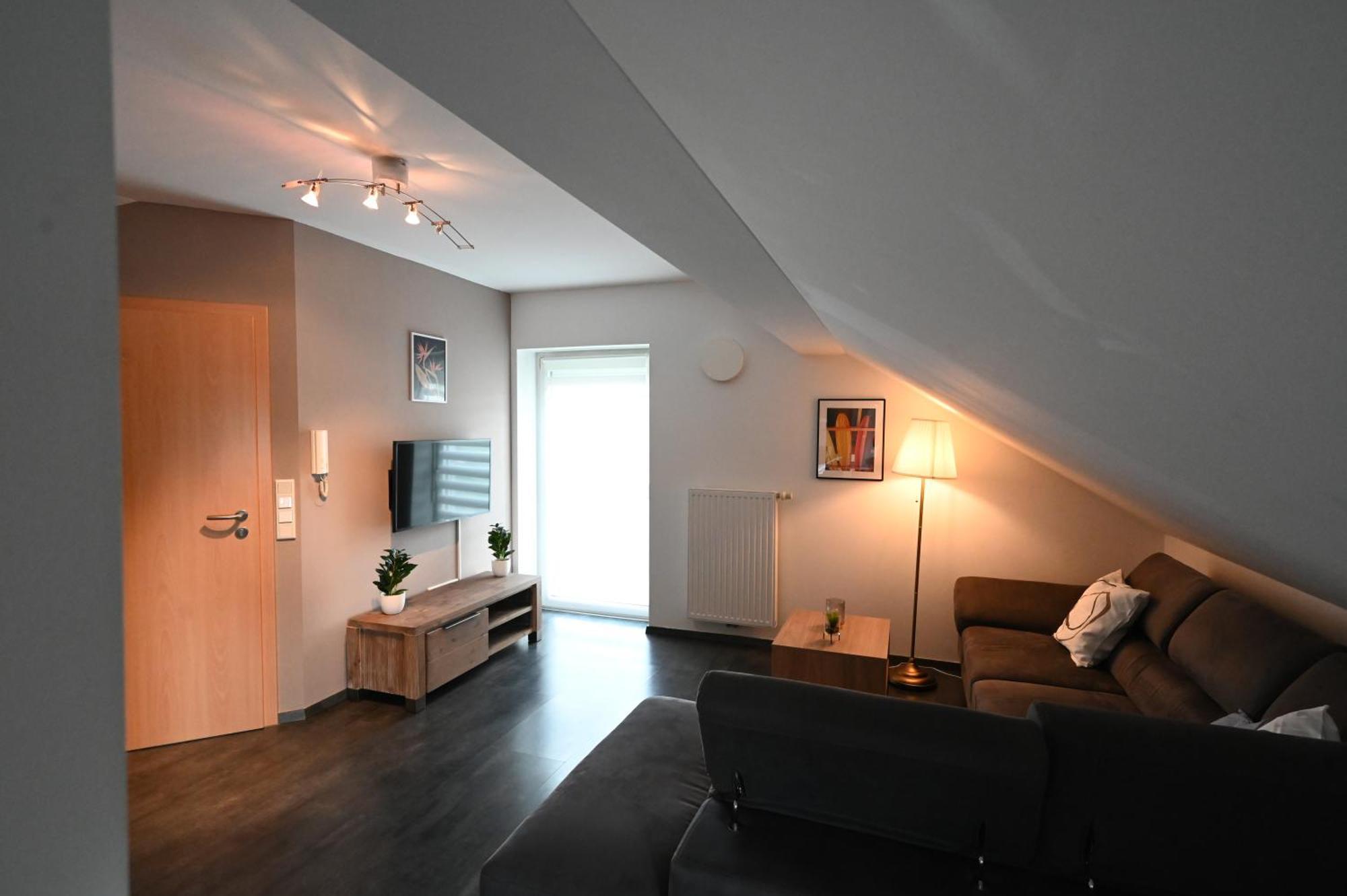 Koestlbach Apart I Ferienwohnung Bis 3 & 6 Personen I Nuernberg I Neumarkt I Messe I Natur I Kueche I Parken I Waschmaschine I Garten Postbauer-Heng Εξωτερικό φωτογραφία